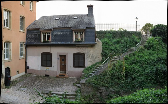 113926-581x360