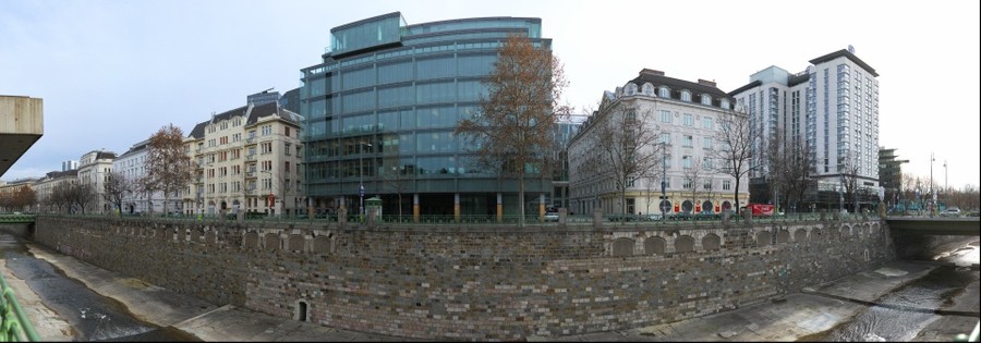 121074-900x315