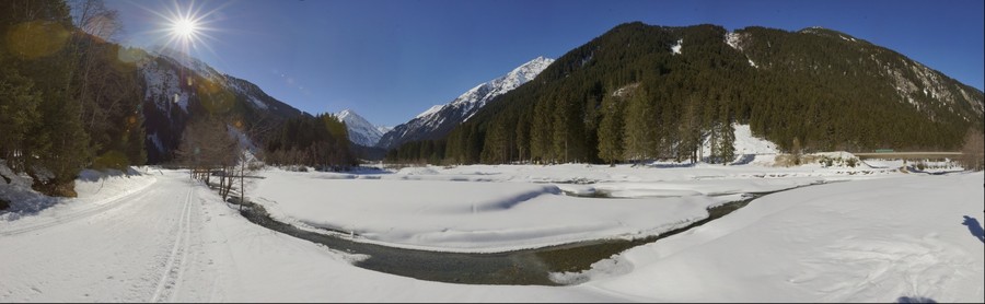 124746-900x278