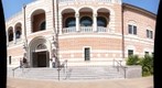 Rice University: Saskia &amp; Cristina Tackle the Economy (Famous Faces In Stone II)