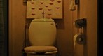 a small lavatory 02