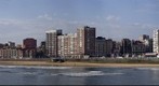 Playa de San Lorenzo y Muro, en Gijon Asturias
