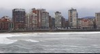 Playa de San Lorenzo en Gijon, Asturias, España.