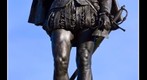 Estatua homenaje a Cervantes, en Alcalá de Henares