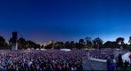 ANZAC Day Dawn Service Crowd at the Melbourne Shrine of Remembrance, Apr 25, 2010 (6:14 to 6:25am)