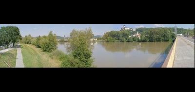 55667-400x189