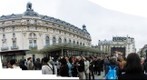paris people gather