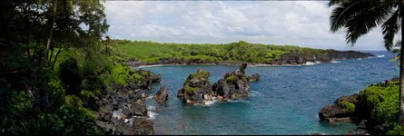 Honokalani Black Sand Beach, Maui, Hawaii