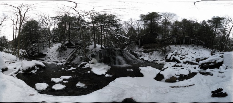 81079-812x360