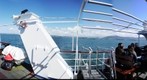 Panorámica dentro de un barco por la bahía de Santander