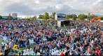 Rochford Wines, Yarra Valley: A Day on the Green with "Icehouse and Hall & Oates", Crowd Shot during Icehouse, Feb 12, 2012 at 7:18pm