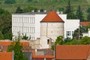 bašta a gymnázium