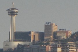 Torre com restaurante?