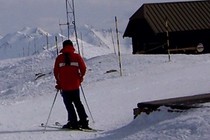 9859-210x140