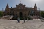 Centerpiece of La Plaza de Espana, Sevilla
