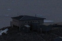 121730-210x140