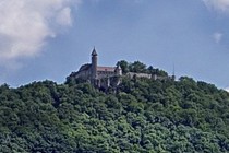 174160-210x140