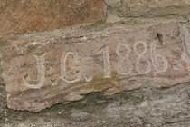 180099-210x140