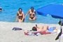 Topless 2